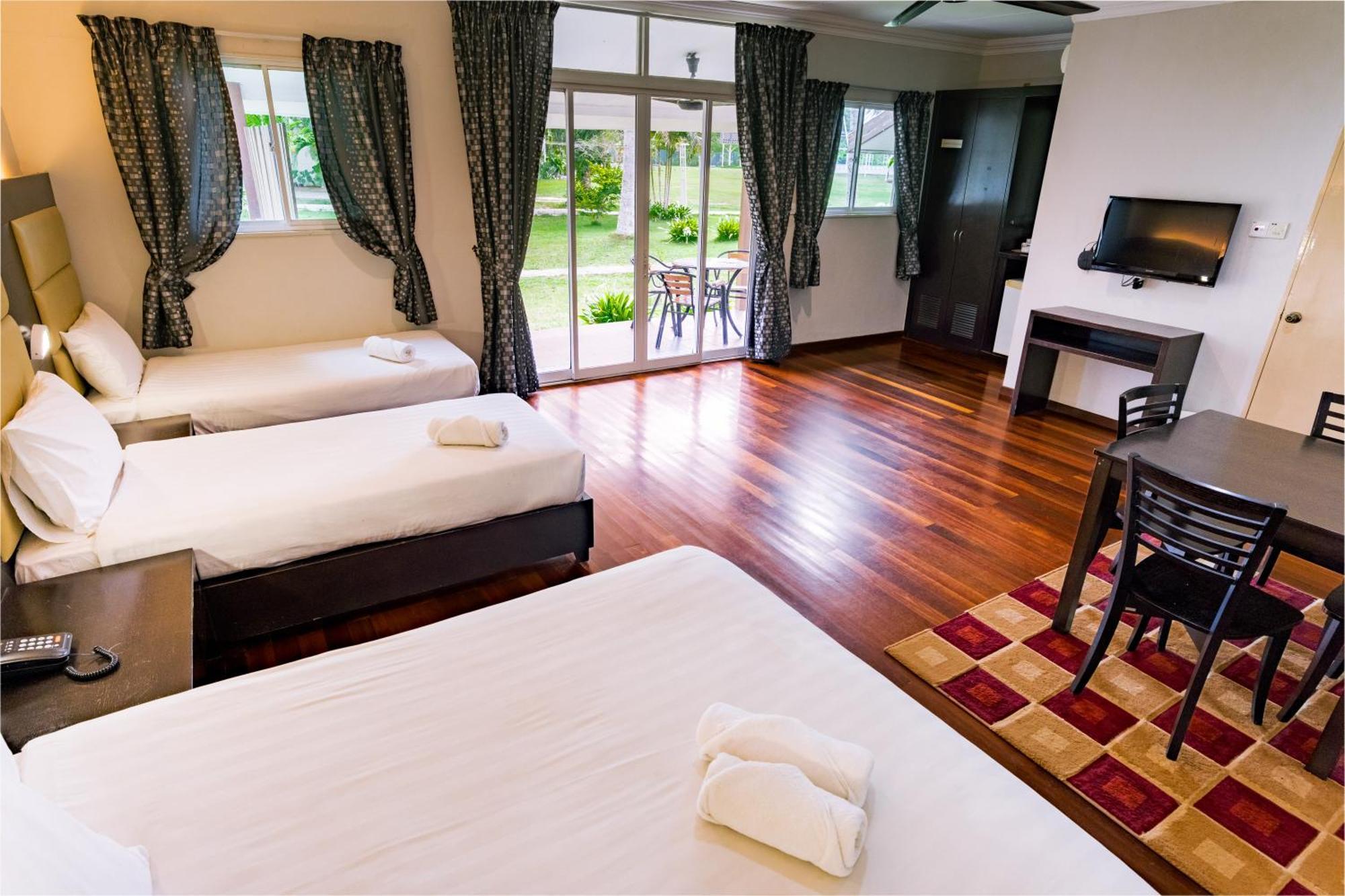 Kinarut Langkah Syabas Beach Resort מראה חיצוני תמונה