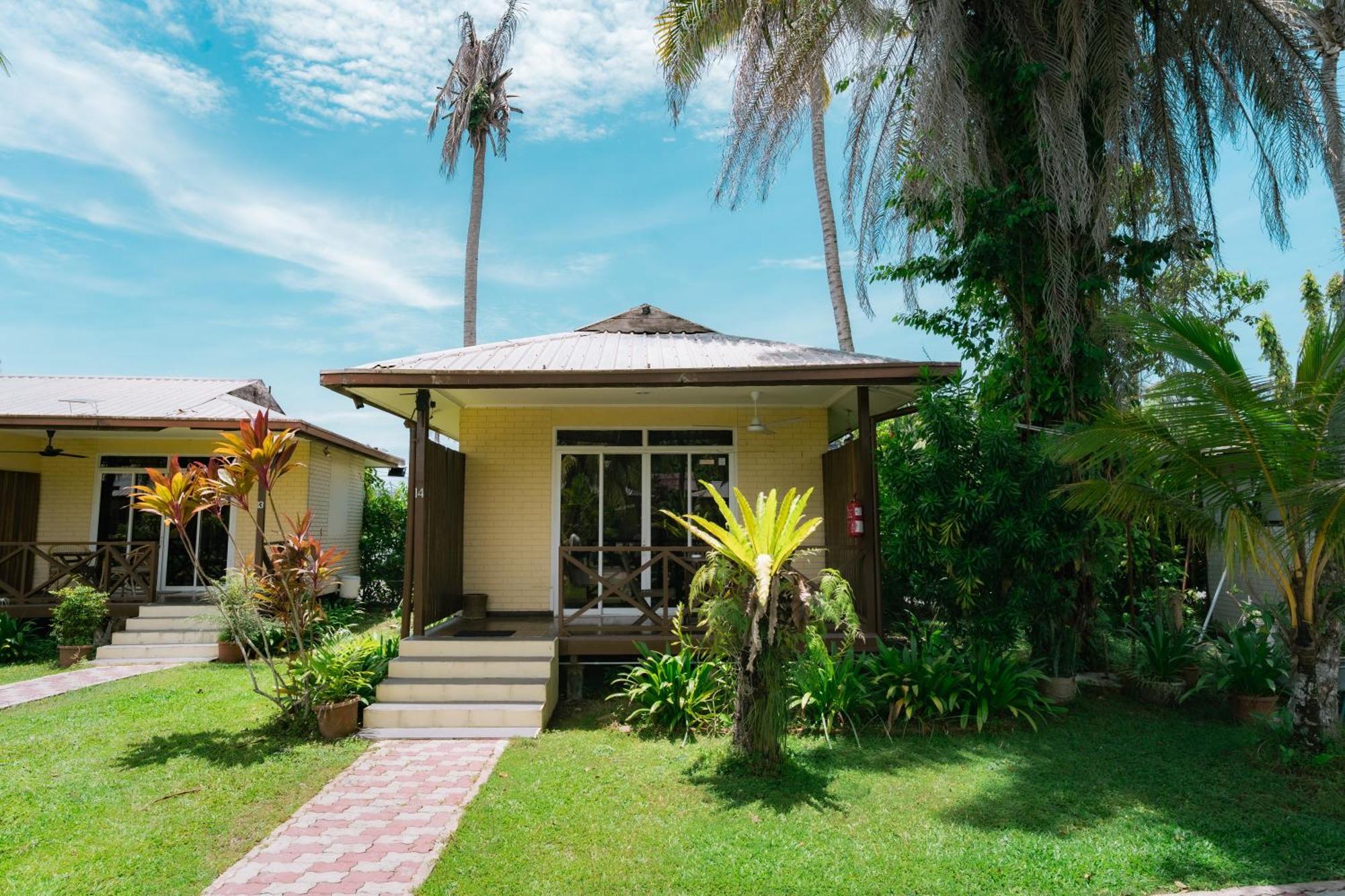 Kinarut Langkah Syabas Beach Resort מראה חיצוני תמונה